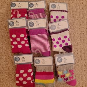 Lot of 9 pairs of Girls Baby GAP Socks - 6 pairs of 6-12 months, 3 pairs of 0-6